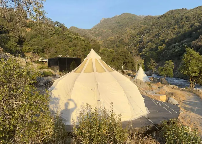 Paradise Ranch Inn - Abundance Tent